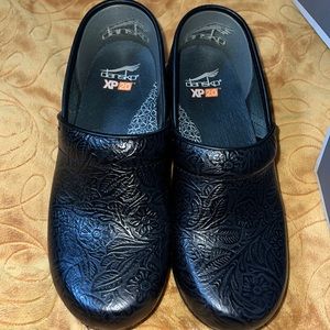 Dansko xp black tool clogs size:38